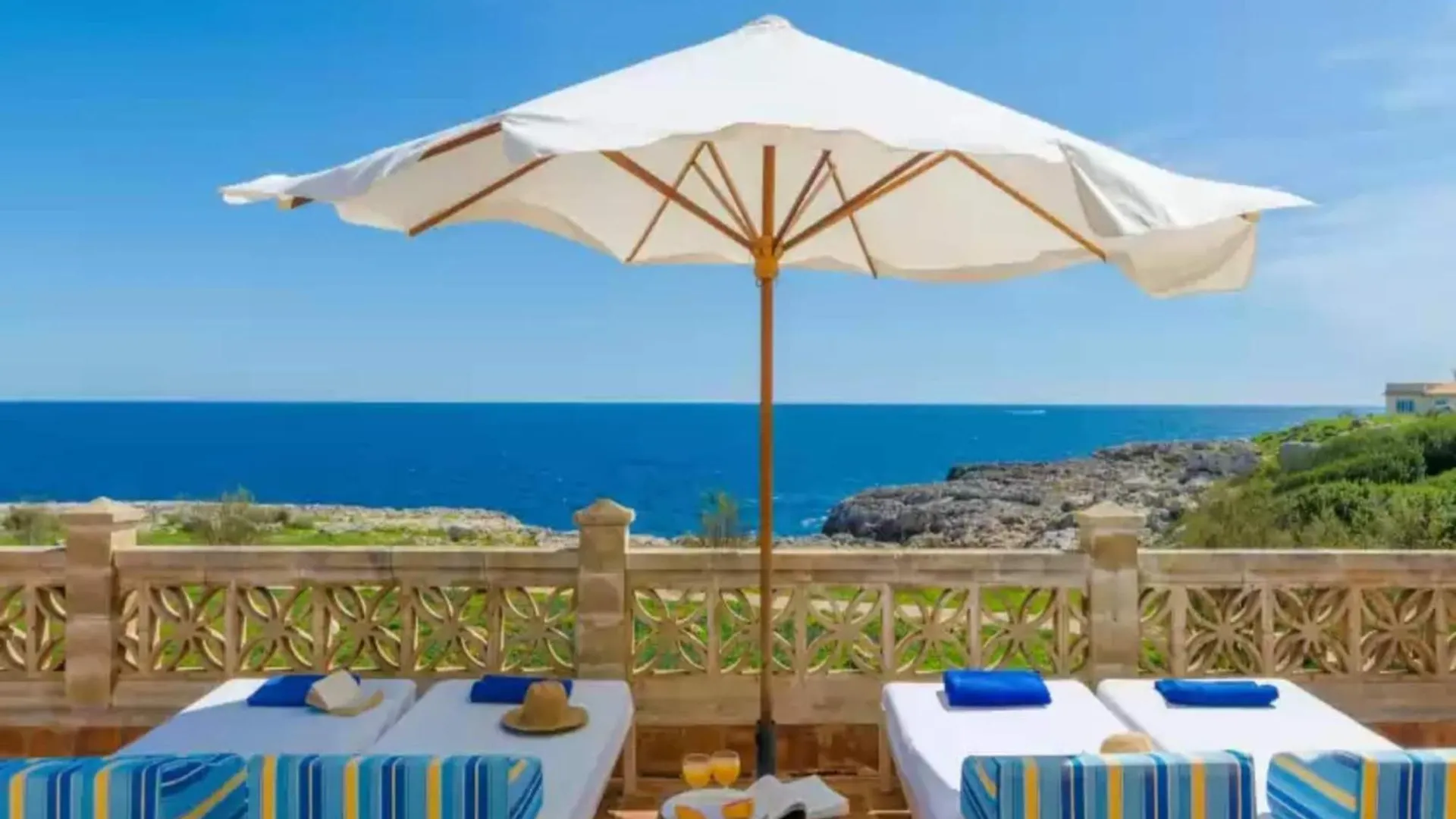 Lovely Holiday Home With Sea-View S'Illot  Spain